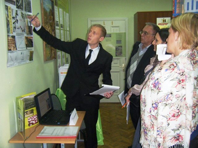 э